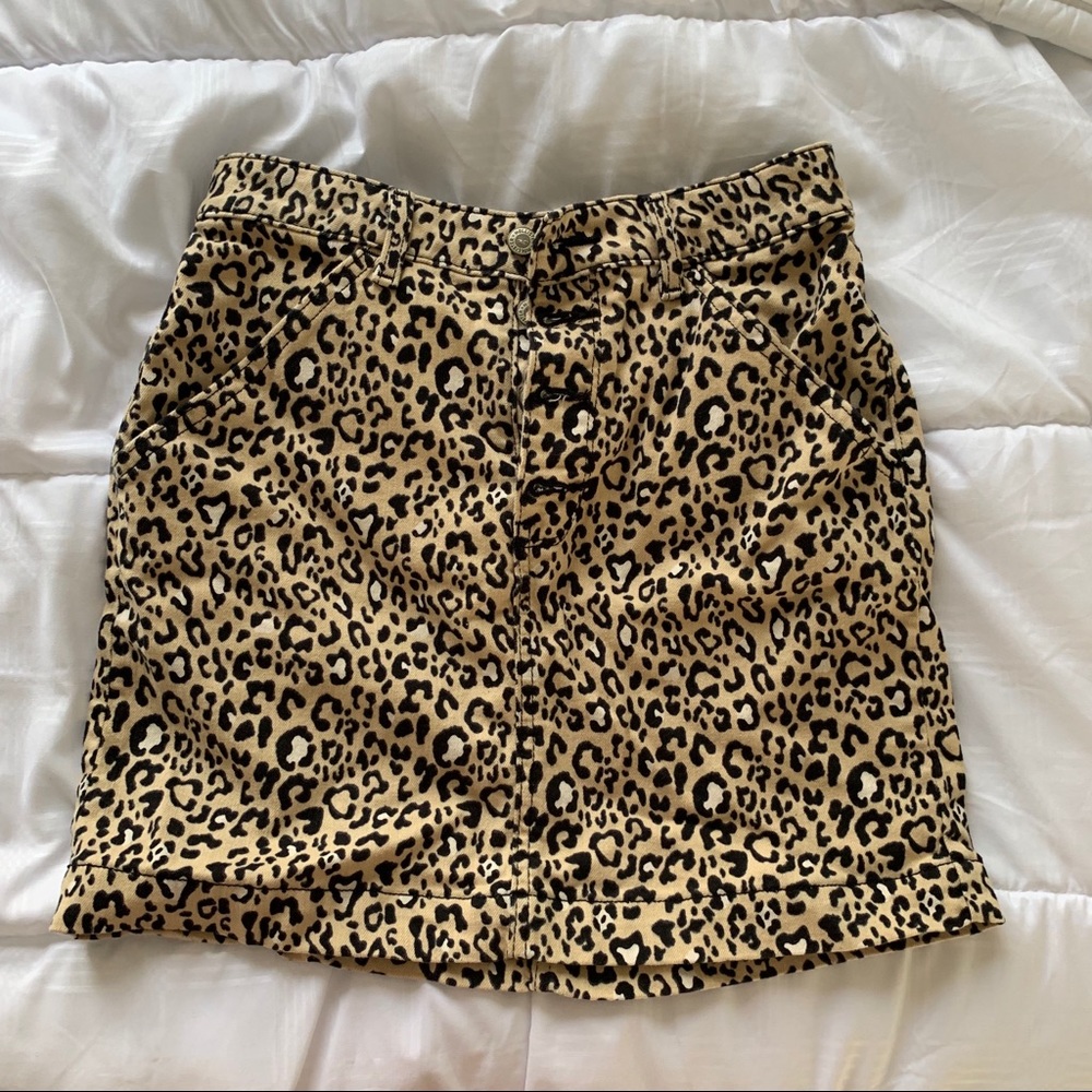 hollister cheetah print skirt
